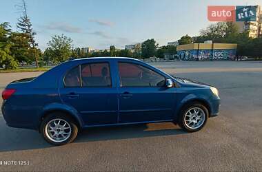 Седан FAW V5 2013 в 