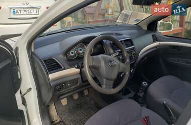 Седан FAW V5 2013 в 