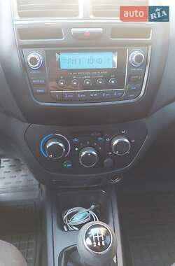Седан FAW V5 2013 в 