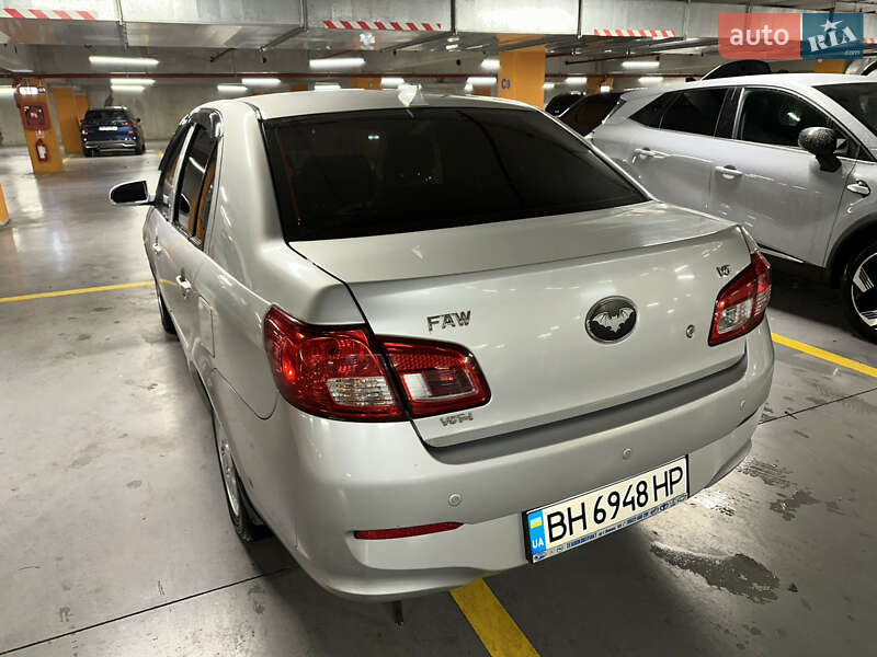 Седан FAW V5 2013 в Ізмаїлі фото 6 Седан FAW V5 2013 в Ізмаїлі