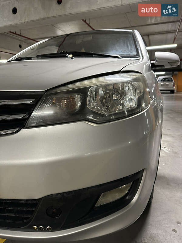 Седан FAW V5 2013 в Ізмаїлі фото 18 Седан FAW V5 2013 в Ізмаїлі