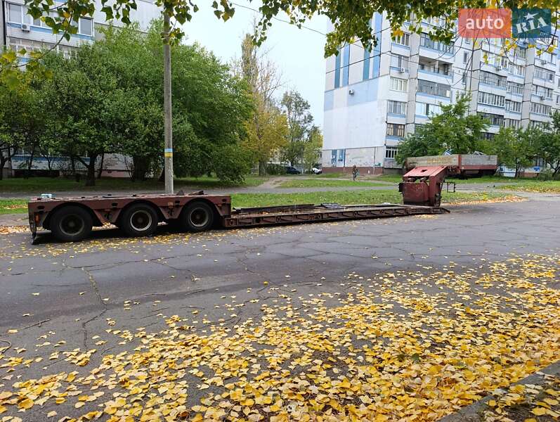 Низкорамна платформа Faymonville STBZ-VA 2004 в Дніпрі