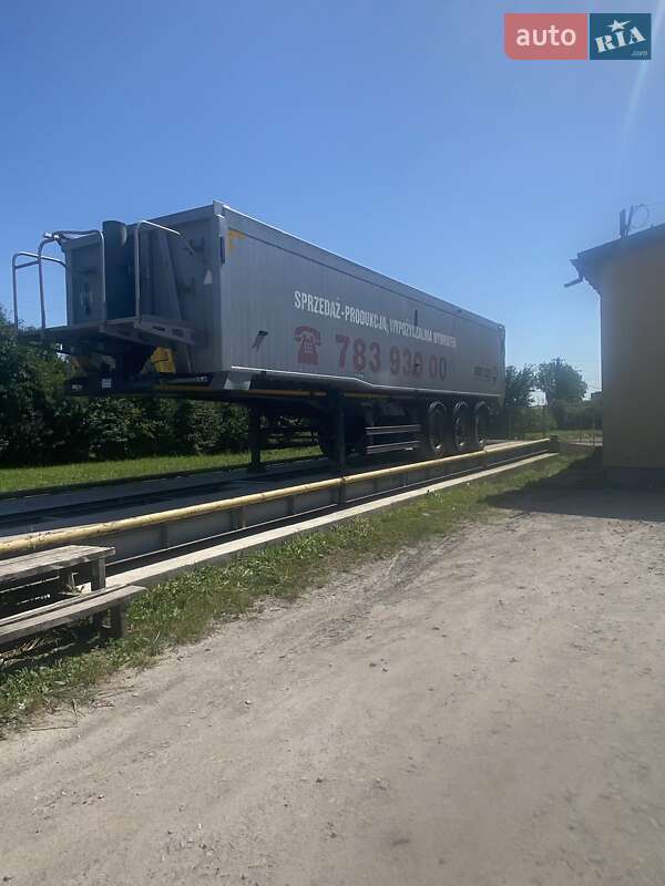 Самоскид напівпричіп Feber NW 2010 в Радехові