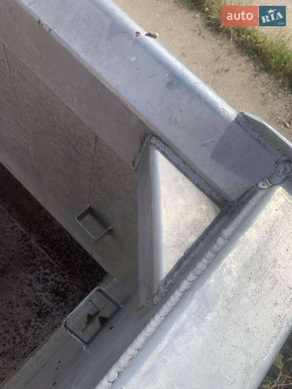 Самоскид напівпричіп Feber NW 2010 в Радехові