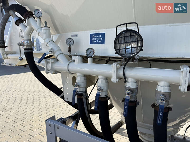 Цементовоз Feldbinder 334ST 2010 в Виннице