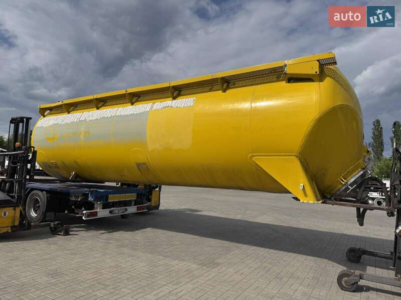 Цистерна Feldbinder 334ST 2012 в Черкассах