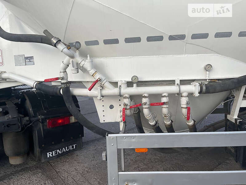 Цистерна полуприцеп Feldbinder EUT 2000 в Одессе