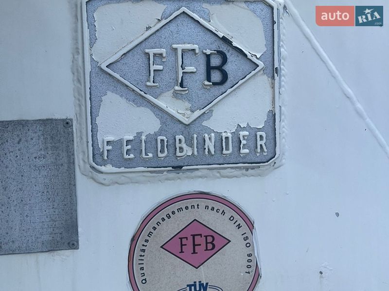 Цистерна напівпричіп Feldbinder EUT 2000 в Тернополі