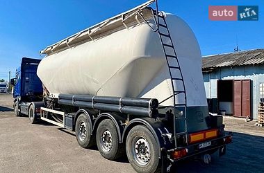 Цементовоз Feldbinder EUT 2000 в Днепре