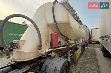 Цементовоз Feldbinder FFB 2007 в Черновцах