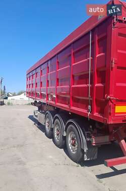 Зерновоз - полуприцеп Feldbinder KIP 2002 в 