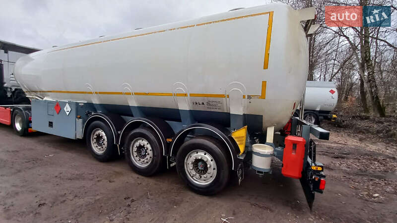 Цистерна Feldbinder TSA 2005 в Львове