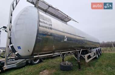 Цистерна напівпричіп Feldbinder TSA 2002 в Дніпрі