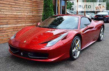 Купе Ferrari 458 Italia 2012 в Киеве