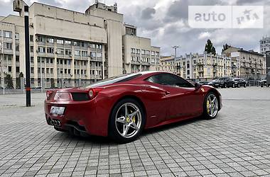 Купе Ferrari 458 Italia 2012 в Киеве