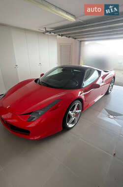 Купе Ferrari 458 Italia 2012 в Киеве