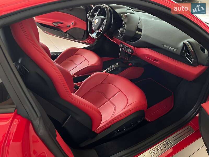 Купе Ferrari 488 GTB 2016 в Одессе