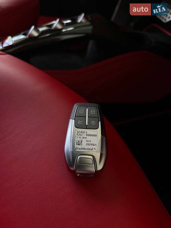 Купе Ferrari 488 GTB 2016 в Одессе