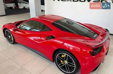 Купе Ferrari 488 GTB 2016 в 