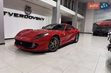 Купе Ferrari 812 Superfast 2020 в 