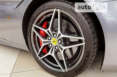 Кабриолет Ferrari California 2015 в 