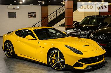 Купе Ferrari F12 2013 в 