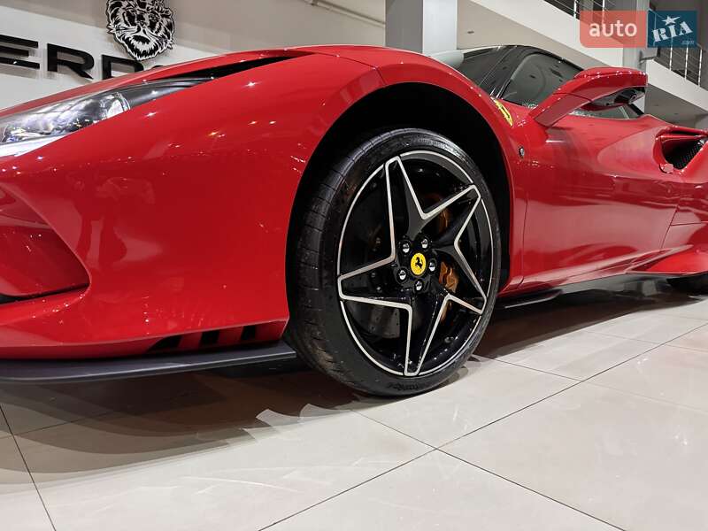 Позашляховик / Кросовер Ferrari F8 2021 в Одесі