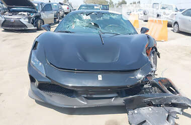 Купе Ferrari F8 2021 в 