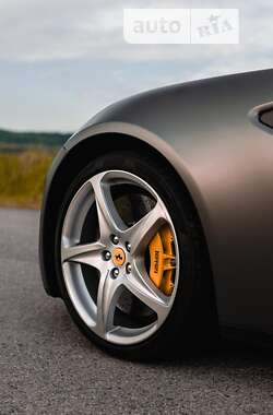 Хетчбек Ferrari FF 2013 в 