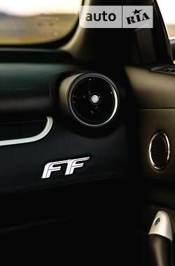Хетчбек Ferrari FF 2013 в 