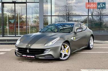 Хэтчбек Ferrari FF 2013 в Киеве