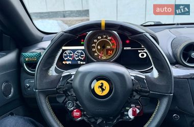 Купе Ferrari FF 2013 в Киеве
