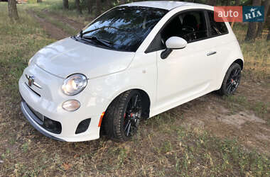 Хэтчбек Fiat-Abarth 500 2014 в 