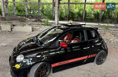 Хэтчбек Fiat-Abarth 500 2012 в 
