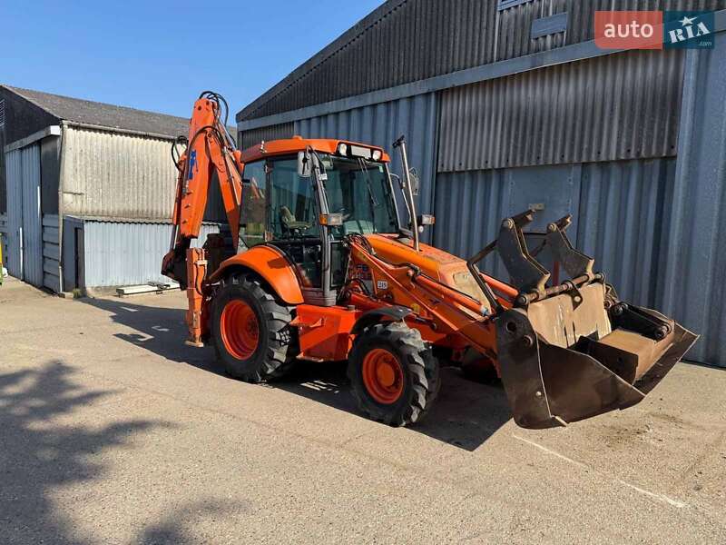 FIAT-Kobelco FB 2004