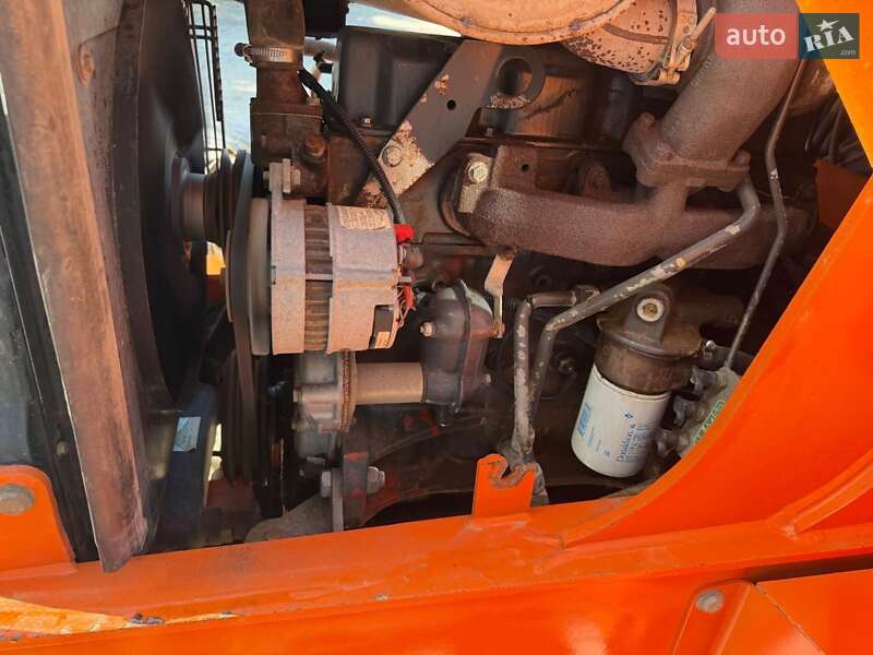 Экскаватор погрузчик FIAT-Kobelco FB 2004 в Бучаче
