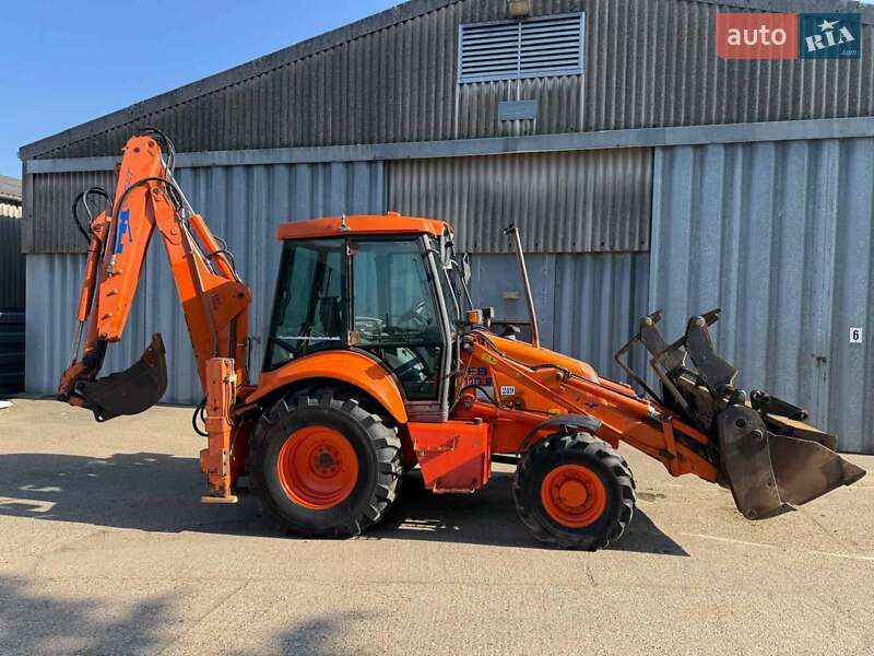 Экскаватор погрузчик FIAT-Kobelco FB 2004 в Бучаче