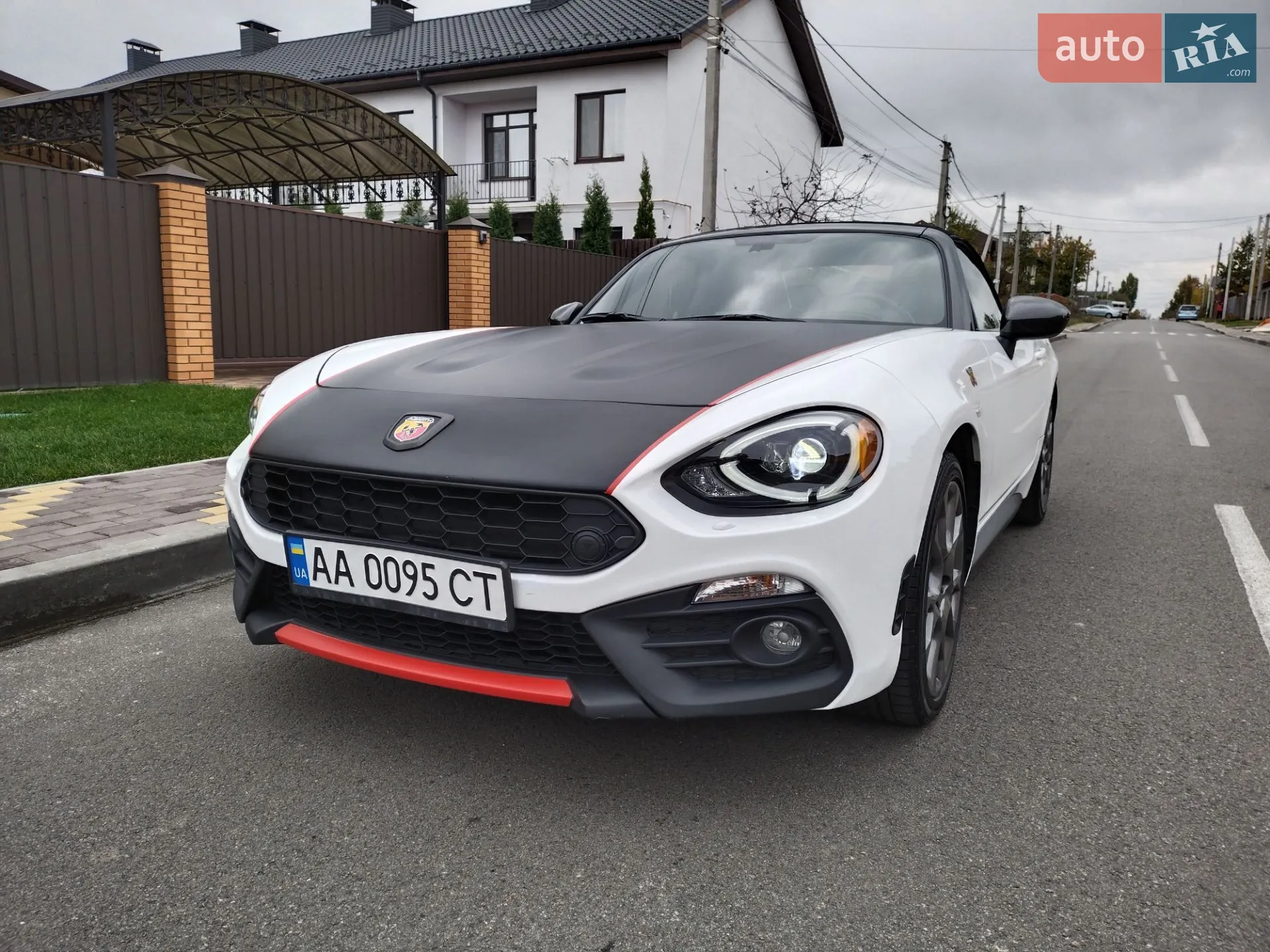 2016 Fiat 124 Spider - мініатюра 3