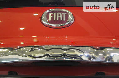 Хэтчбек Fiat 500 2013 в 