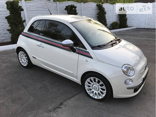 Купе Fiat 500 2012 в 