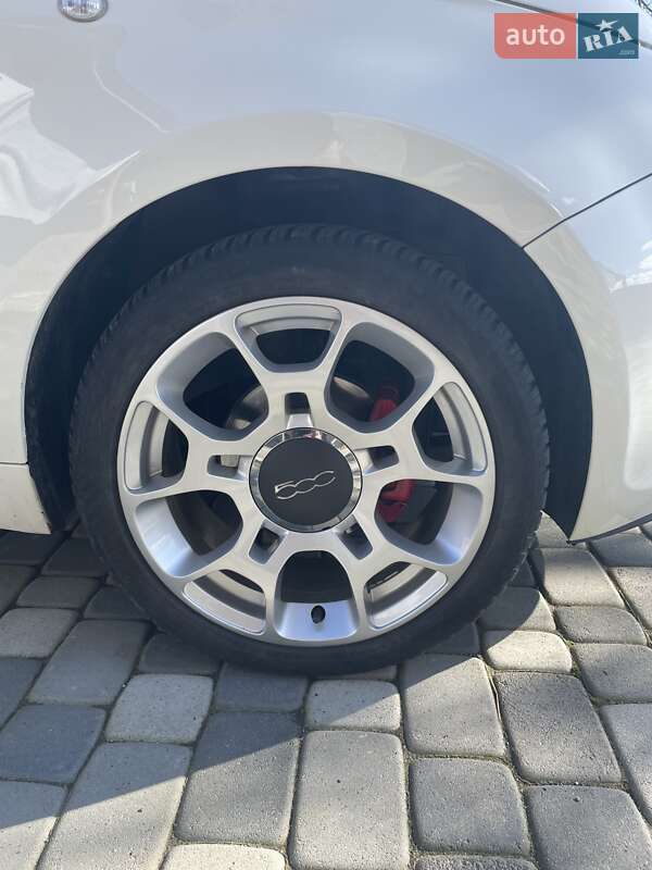 Хэтчбек Fiat 500 2010 в Берегово