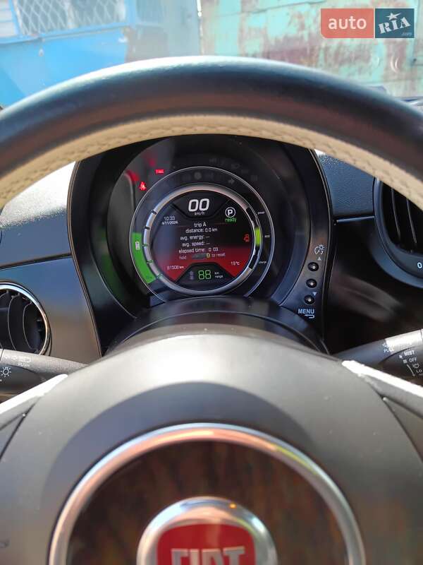Хэтчбек Fiat 500 2016 в Запорожье