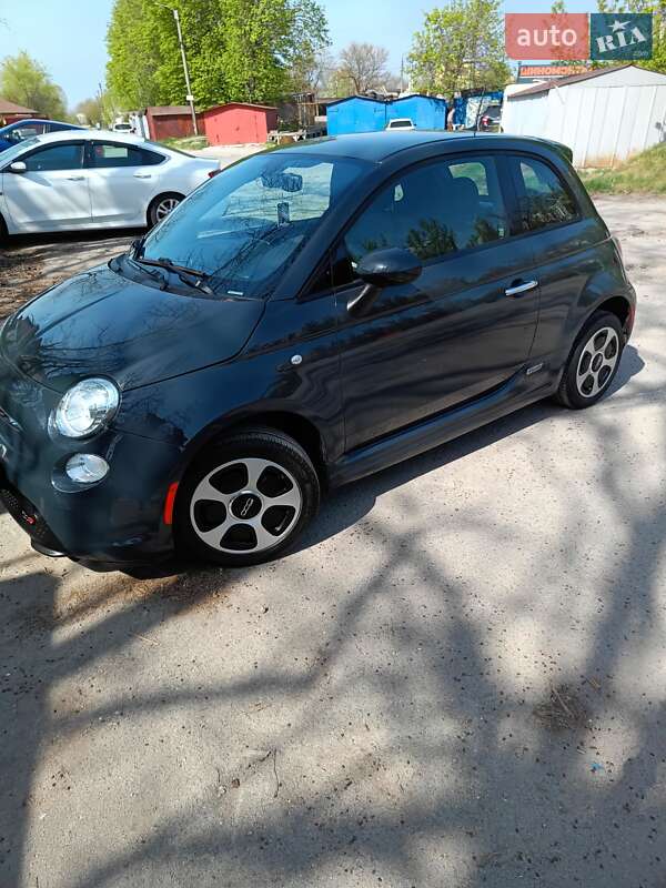 Хэтчбек Fiat 500 2016 в Запорожье