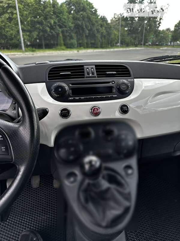 Хэтчбек Fiat 500 2012 в Киеве