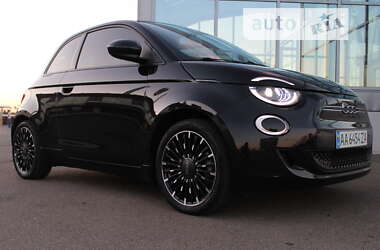 Хэтчбек Fiat 500 2021 в Киеве