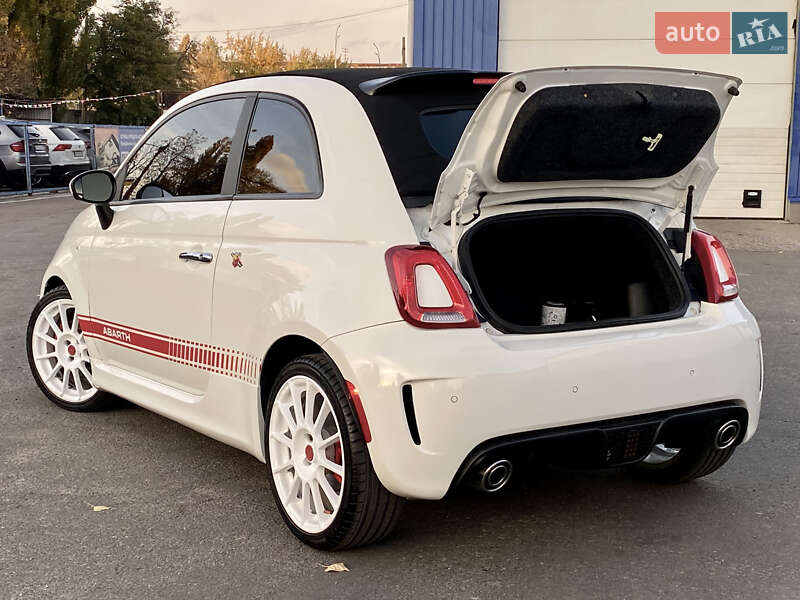 Хетчбек Fiat 500 2015 в Києві