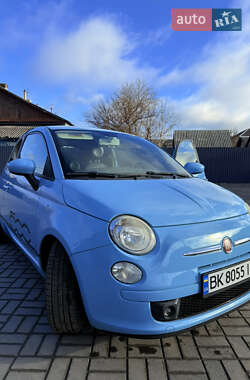 Хэтчбек Fiat 500 2010 в 