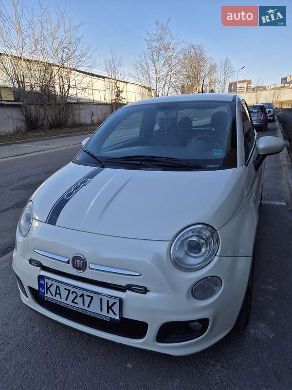 Хэтчбек Fiat 500 2012 в Львове