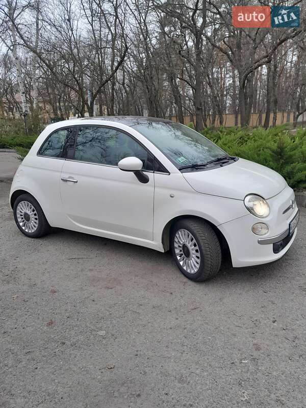 Хэтчбек Fiat 500 2009 в Днепре