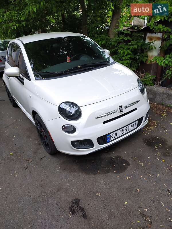 Хетчбек Fiat 500 2015 в Києві